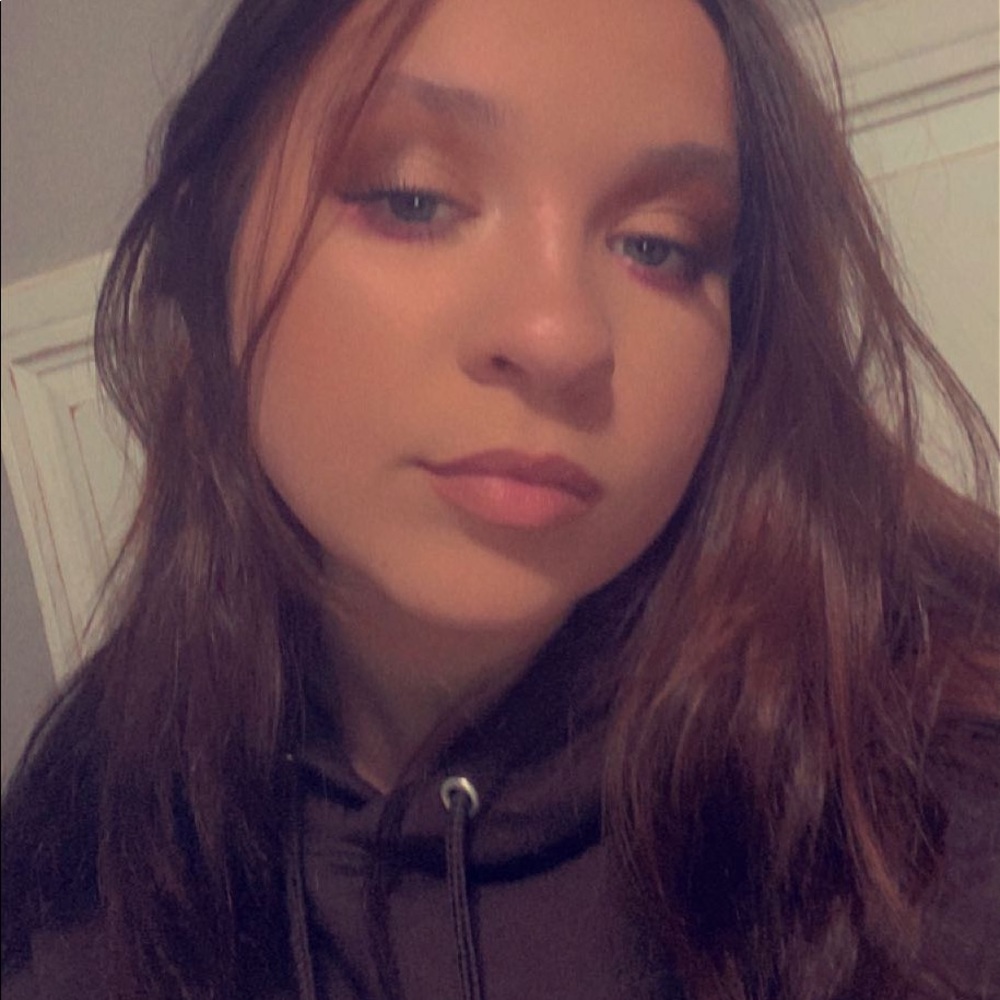 Meet your Posher, Sierra